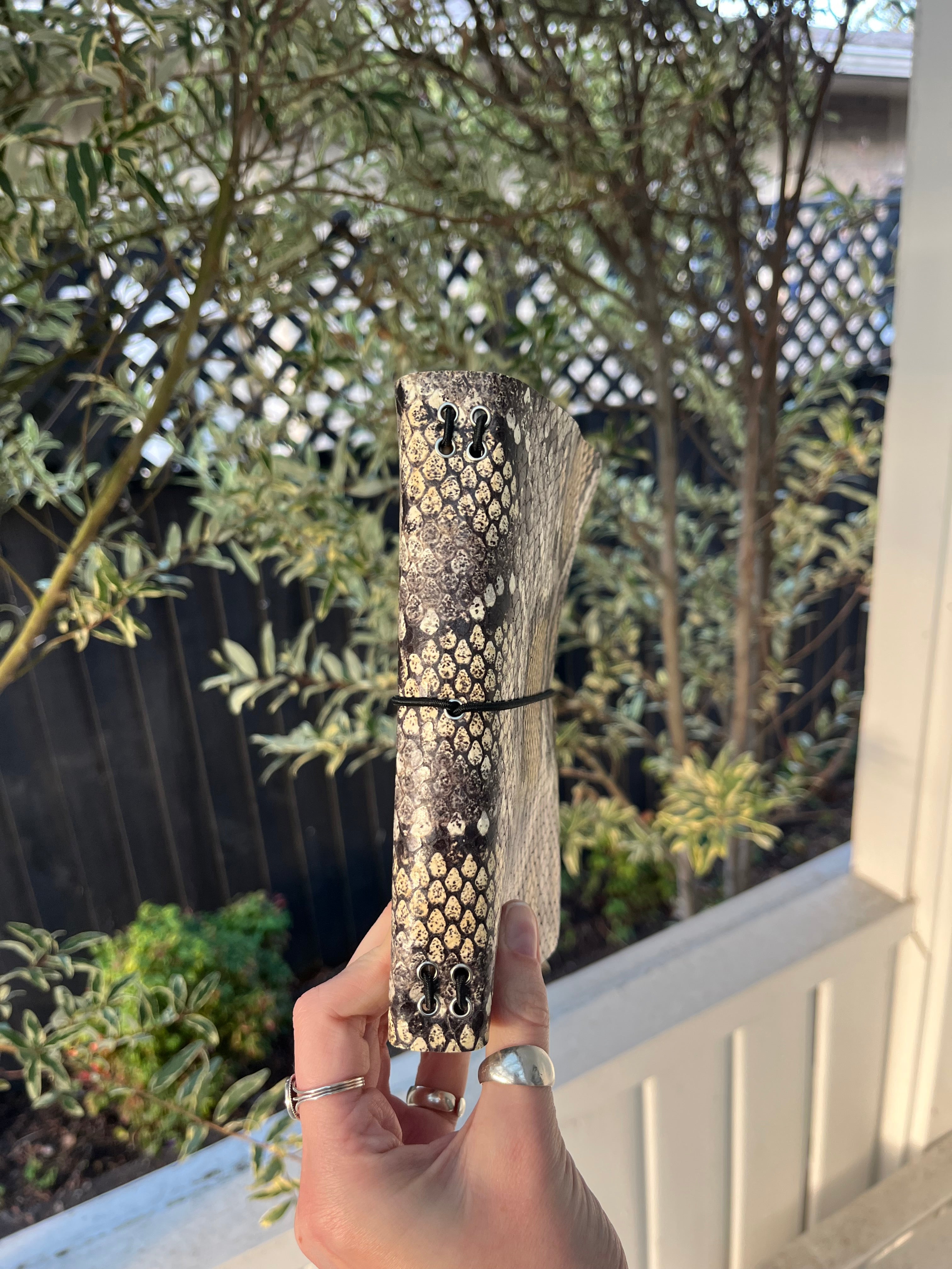 A6 snake print